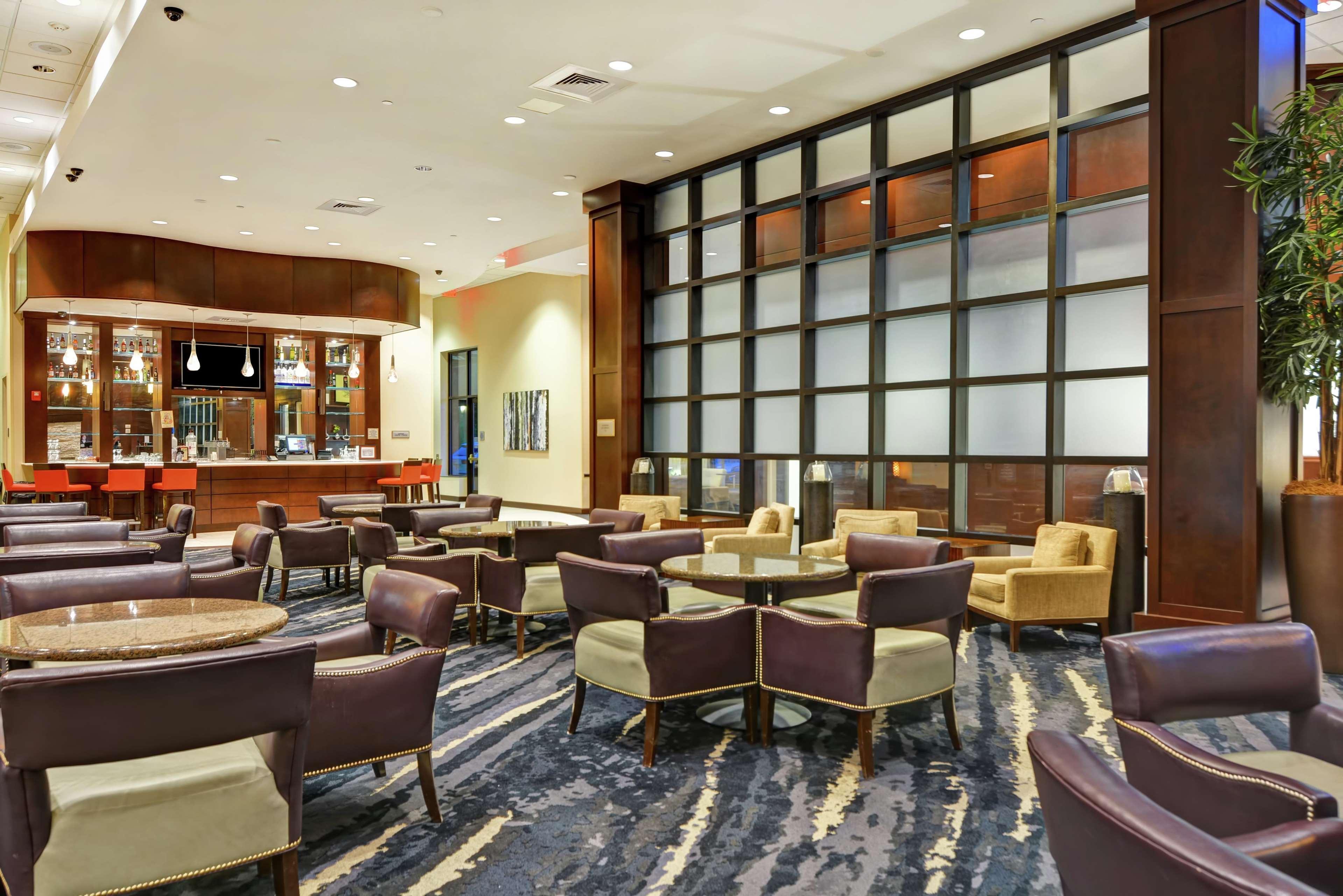 Embassy Suites Savannah Airport Eksteriør billede